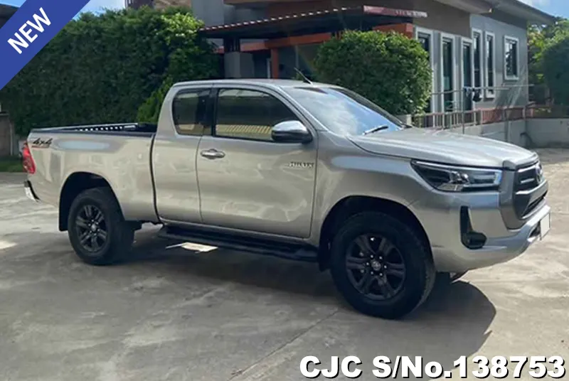 Toyota / Hilux / Revo